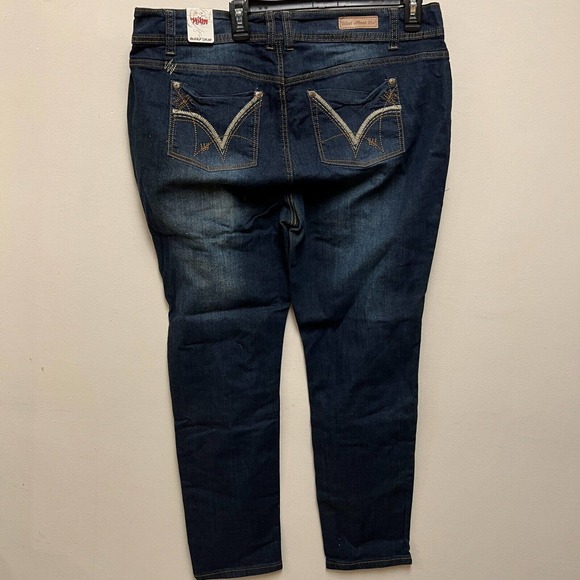 NWT What About Me 'WAM' Womens Denim Jeans 16/17W Distressed Embroidered Stretch - Picture 7 of 8